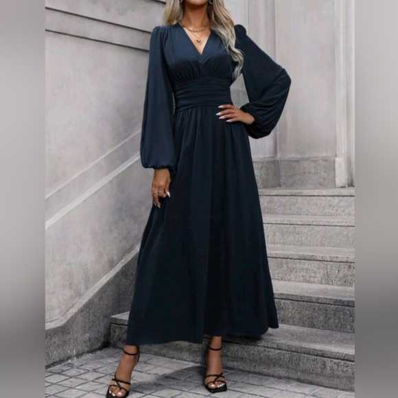Dresses & Skirts - NEW Chic Ruched Waist Lantern Sleeve Maxi Dress Navy Blue